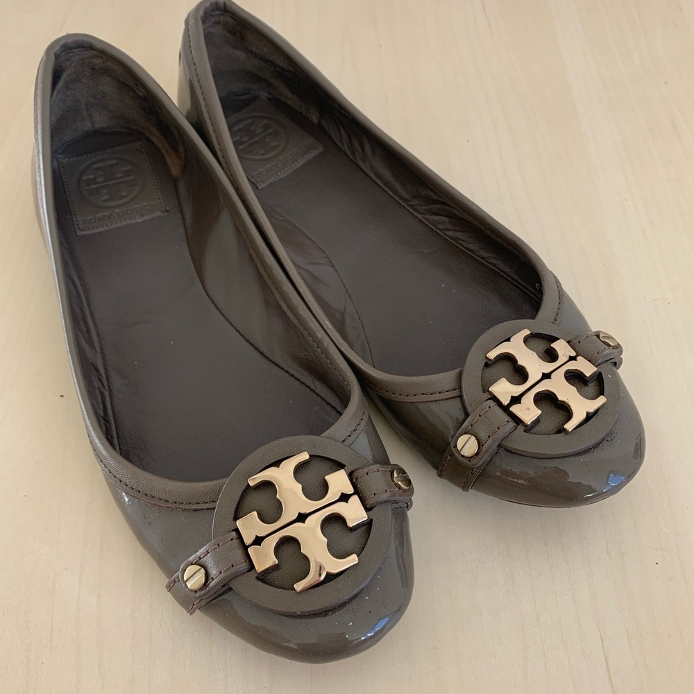 Tory Burch Ballet Flat, Leather, Size 6.5, Gray